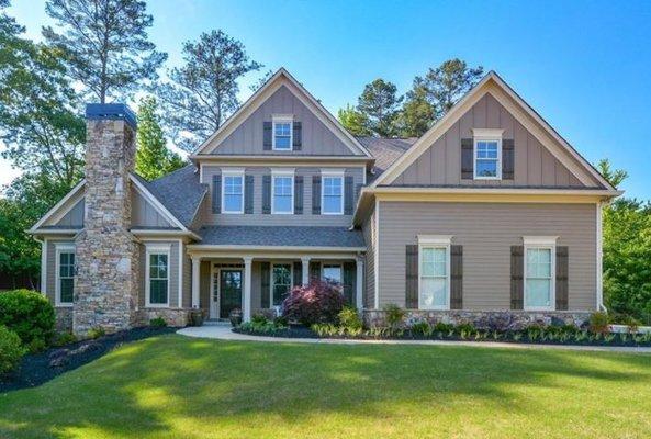 My buyers fell in love with this beauty in Kennesaw, gorgeous resort style pool and outdoor kitchen in the backyard.