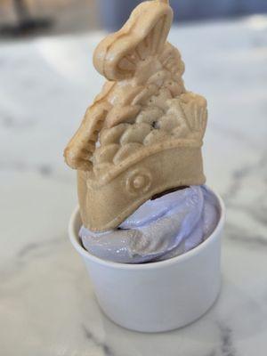 Cookies and cream and taro taiyaki