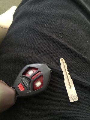 ALL I DID WAS PUT THE KEY IN THE IGNITION AND THE KEY BROKE. CHEAPLY MADE KEYS! HAD THIS KEY FOR ONLY A FEW MONTHS AND IT ALREADY BROKE.