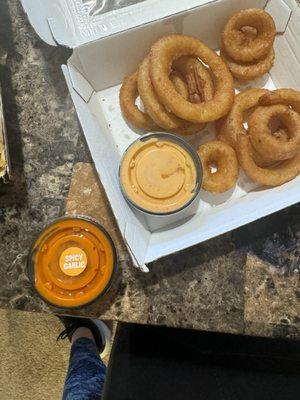 Onion rings order & Spicy Garlic sauce!