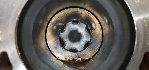 INJECTOR SPRAY PATTERN ON DAMAGED 6.0)