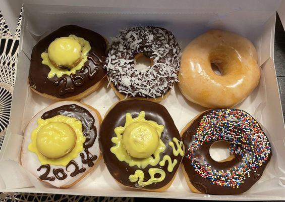 Eclipse donuts! Sinfully delicious!