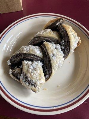 Pastry with a rich Chocolate Cream inside. So good!