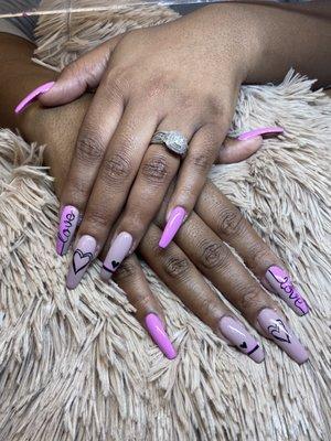 https://nailsbykatybooking.as.me/