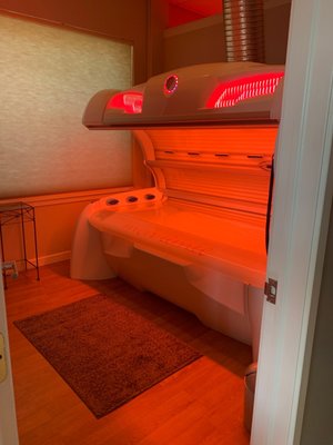 A Glow Studio Tanning & Beauty