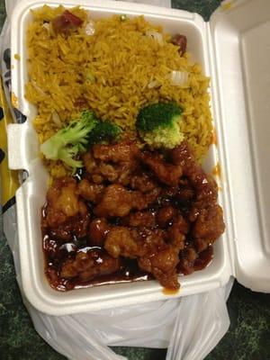 General Tsos chicken lunch special.