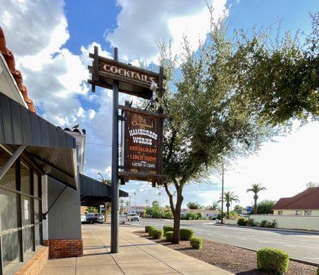 This is the one and only Original Hamburger Works. Catch the spin-offs around the valley, but THIS is it.