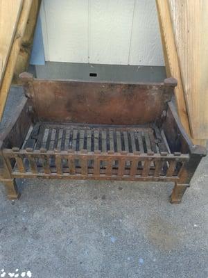 Beautiful fireplace grate in working condition that became my early Valentine's day present!