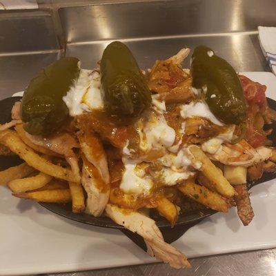 Smoked pork poutine