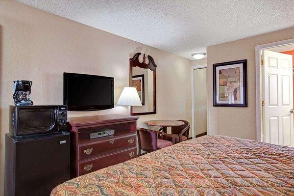 1 King Bed Suite