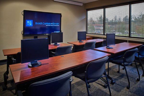 Boldt Carlisle + Smith - Salem Office Training Room