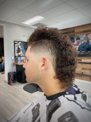 Burst fade mullet.