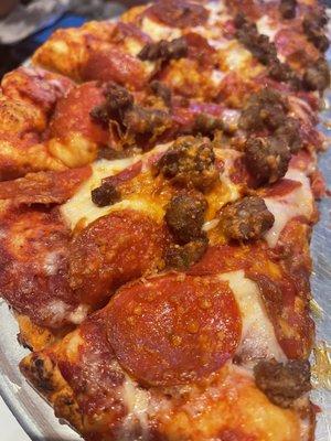 Sausage & Pepperoni Pizza