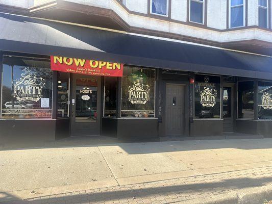 HOOK's II ( Formerly Let's Party) now Open