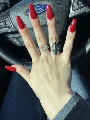 Red powder acrylics by Alex Pham, she's super quick, nice and did an excellent job :)