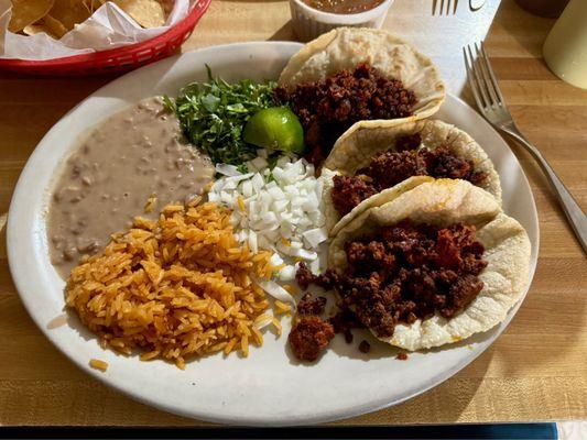 Chorizo tacos plate