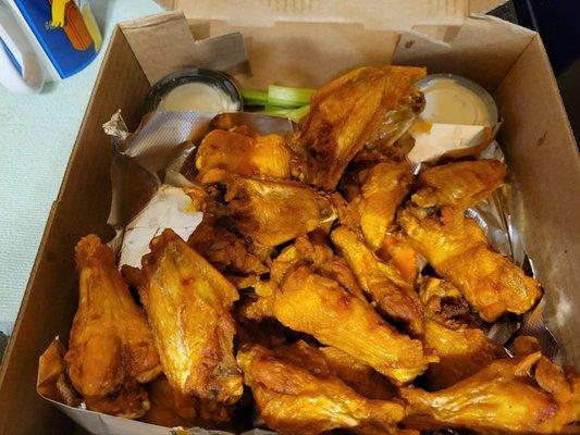 Large cheese and 1 topping plus 20 wings, under $34 with tax! It is a great deal/tasted great!