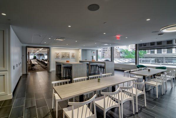 The Commons is flexible space that can accommodate social gatherings and formal dining, conveniently located directly outside of The Forum