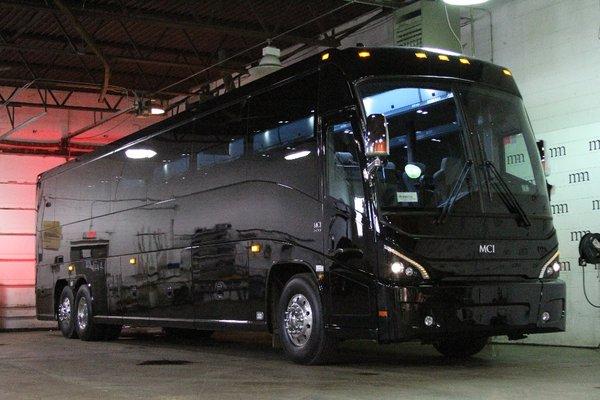 M & M Limousine and Bus Services