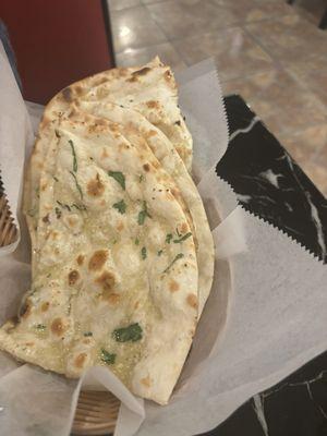 Garlic naan