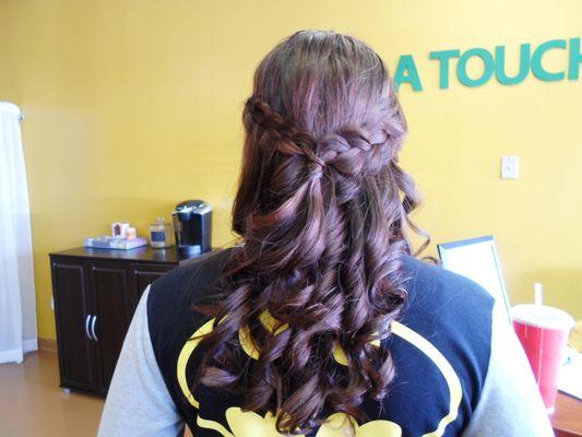 Spiral Curl Style