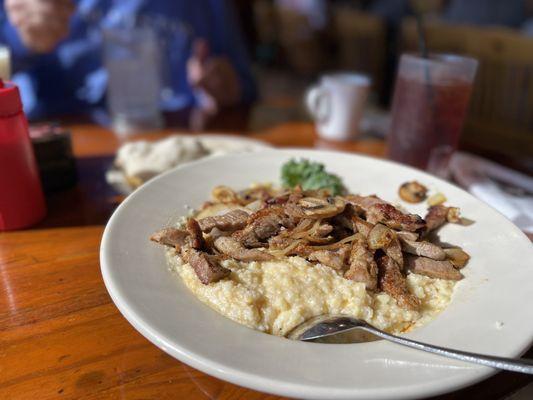 Pork grits were sooooo delightful