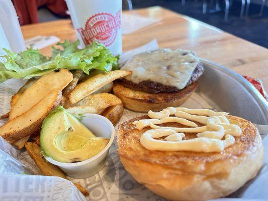 1/2 Lb Cheeseburger, Fries, Soft Drink with avocado