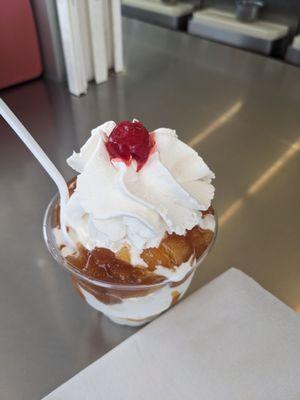 Hot caramel apple sundae