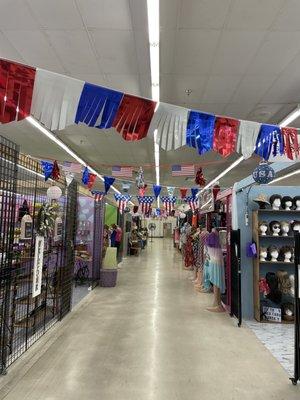 Multiple shops in Ocala Mall Row C