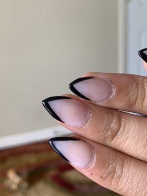 Uneven pointed and blunt nails