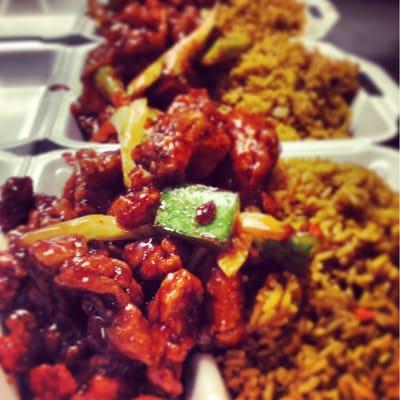 Always get Hartford's best Hot & Spicy Chicken, can't get it anywhere else.  Promise!