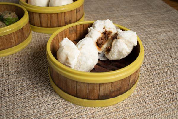 Steamed BBQ pork buns