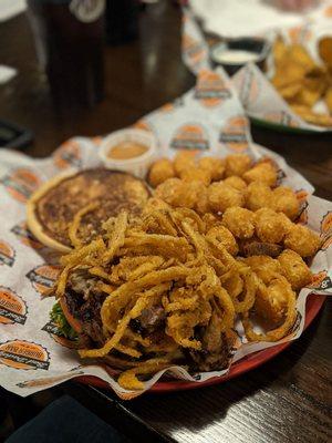 Smokehouse Burger with Tater Tots