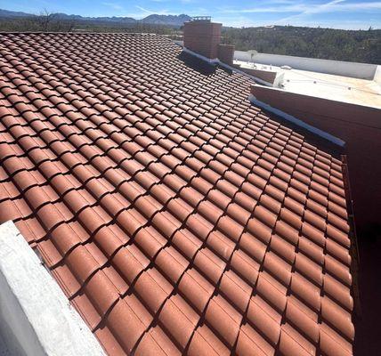 Installed new roof tiles over upgraded plywood roof decking, ensuring a durable, weather-resistant roof.