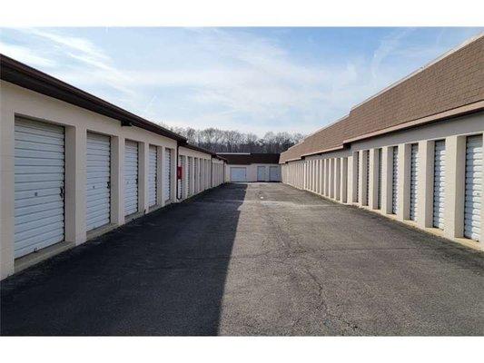 Exterior Units - Extra Space Storage at 12 Irongate Dr, Waldorf, MD 20602