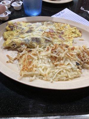 Omelette w/ Hash browns