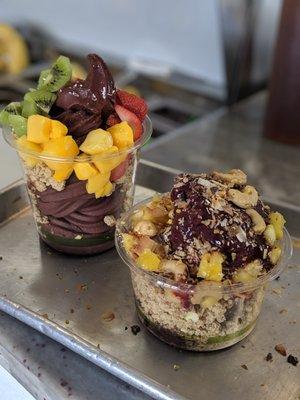 Organic soft serve acai with fresh toppings.