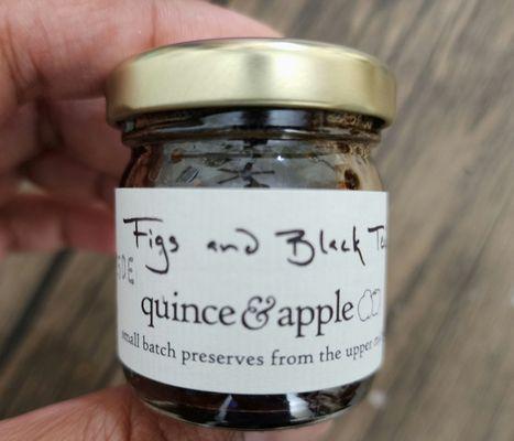 Figs and black tea preserve