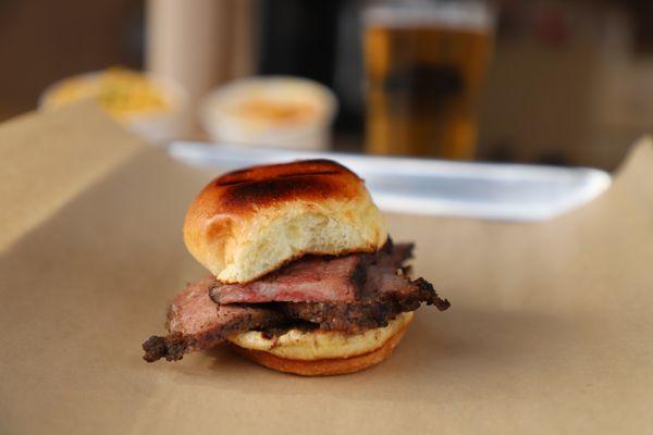 Tri-Tip slider without coleslaw