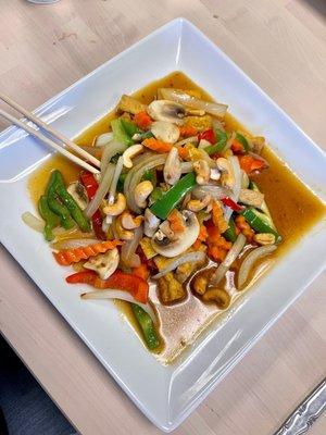 Prik Pao Cashew Nut w/tofu