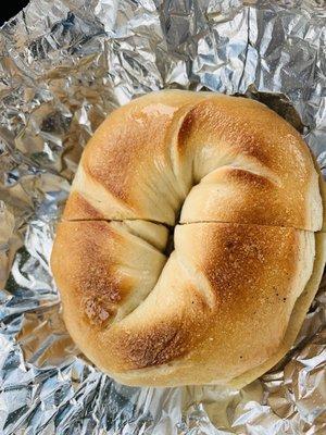 Plain bagel with butter