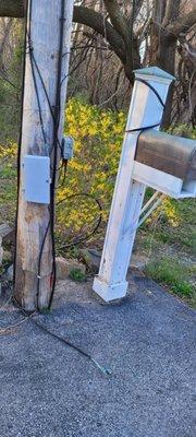 Left the wires exposed and a bunch of extra wire wrapped around my mailbox.  Its been like this for a year.