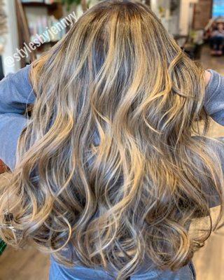 Dimentional balayage