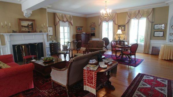 Living room where wine & cheese is served