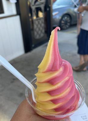 Dole Whip swirl (pineapple x strawberry) from Silver Scoops!