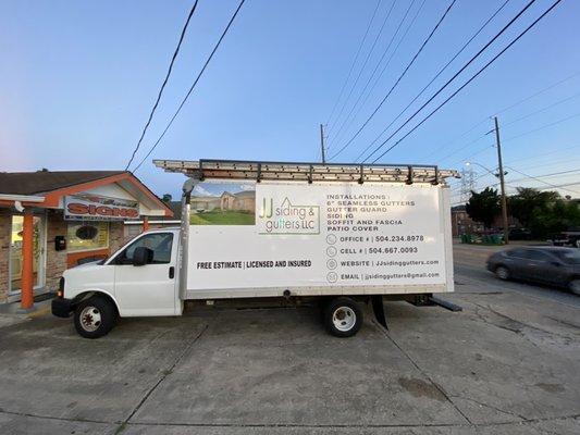 Box Truck Wrap * (504) 885-1490