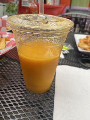 Mango and ginger smoothie