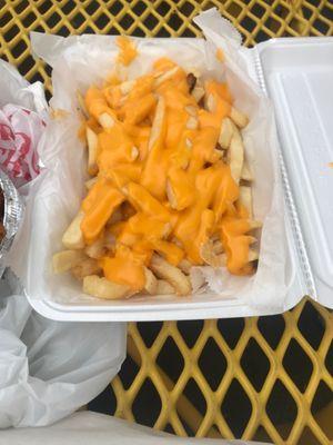 Cheese fries