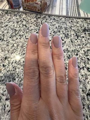 Nice color and thickness of dip, but no cuticle treatment