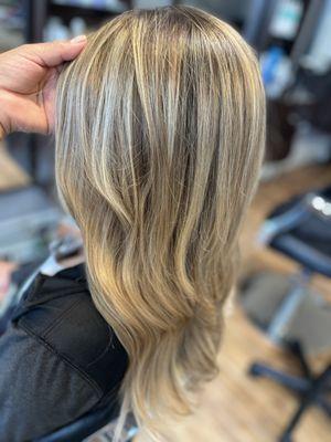 Dimensional balayage by Nelly